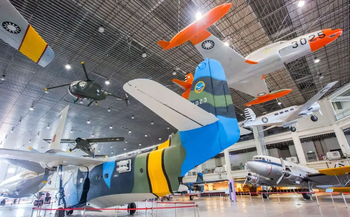 岡山空軍博物館營業時間