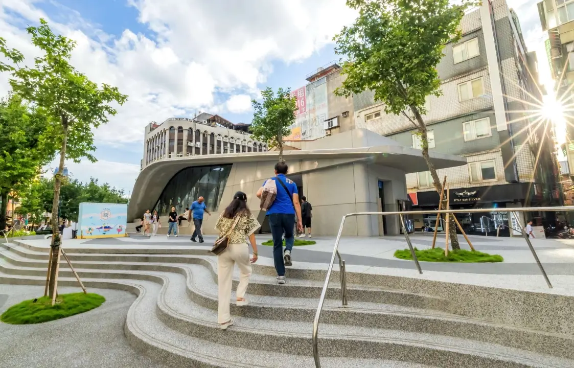 中山捷運站景點