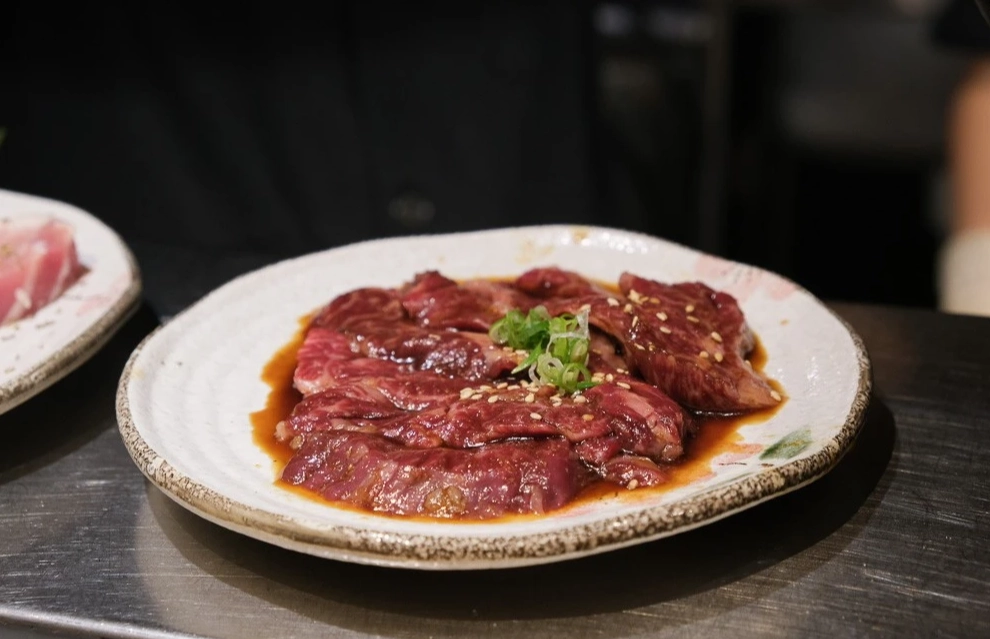 和牛燒肉吃到飽