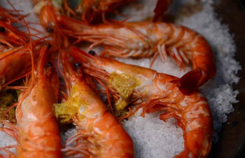 向上路三段小吃