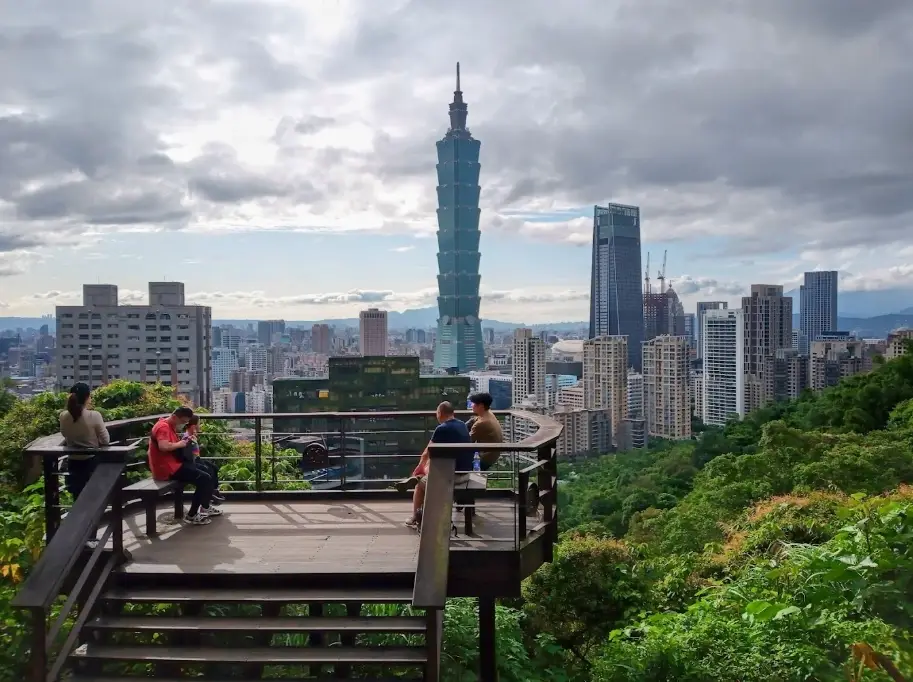 象山步道要爬多久？實際時間、路線選擇與省時秘訣