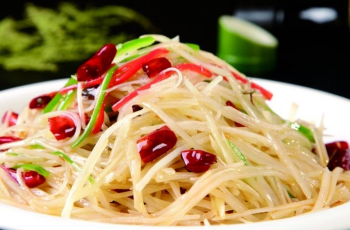 蒜蓉炒土豆絲 蒜蓉炒土豆絲