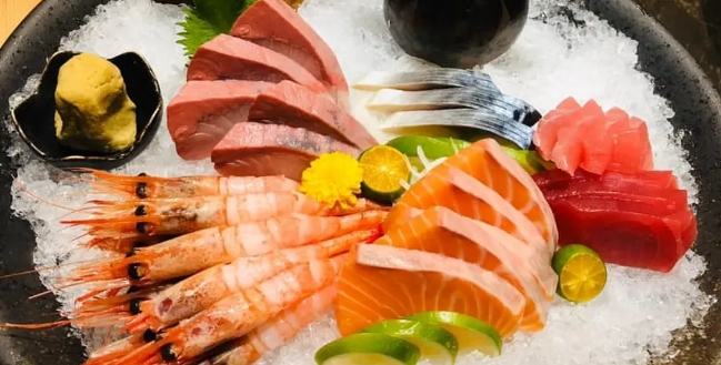 日月湖日本料理