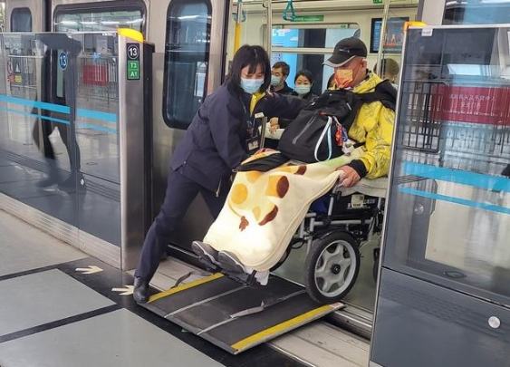 老人地鐵卡申請 老人地鐵卡申請