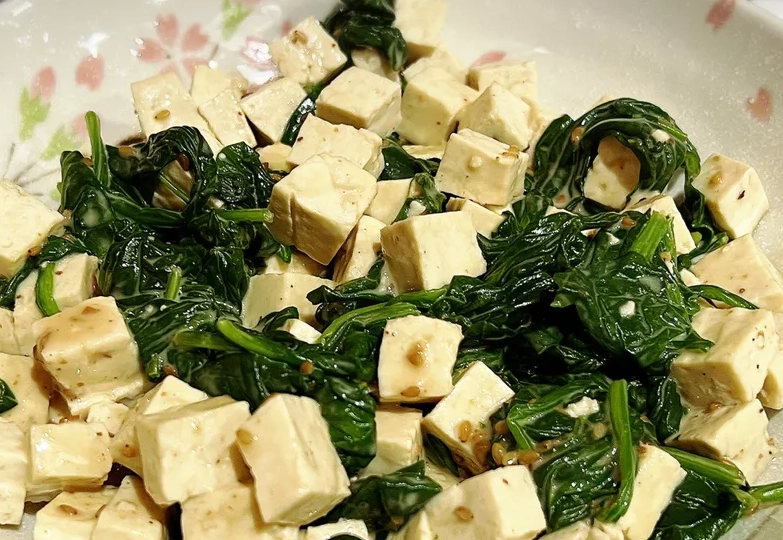 菠菜不能和什麼一起吃