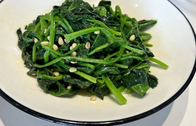 菠菜搭配禁忌