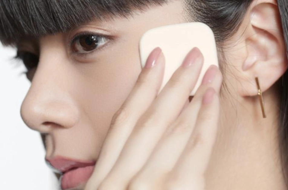 如何正確使用控油蜜粉