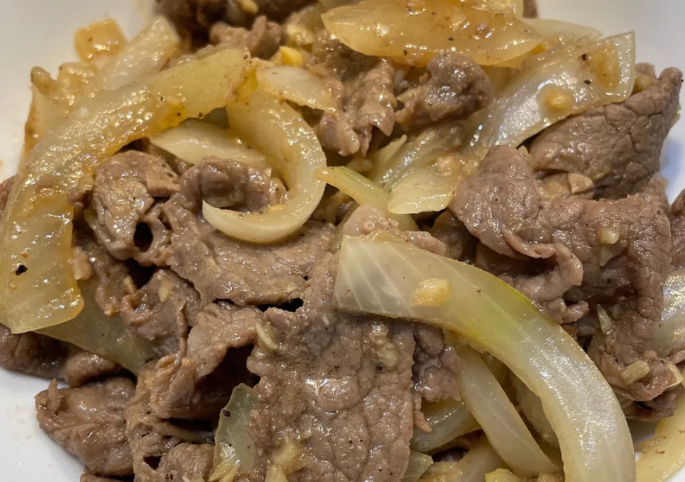 黑胡椒洋蔥炒牛肉 技巧