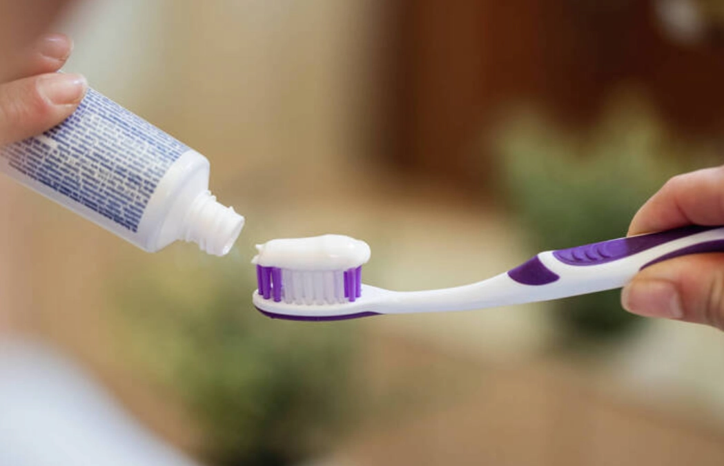 牙膏選擇終極指南：成分、功能到品牌推薦全解析