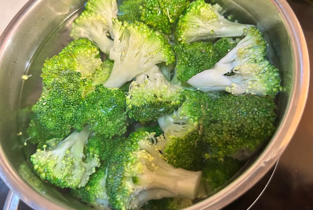 燙花椰菜做法 燙花椰菜做法