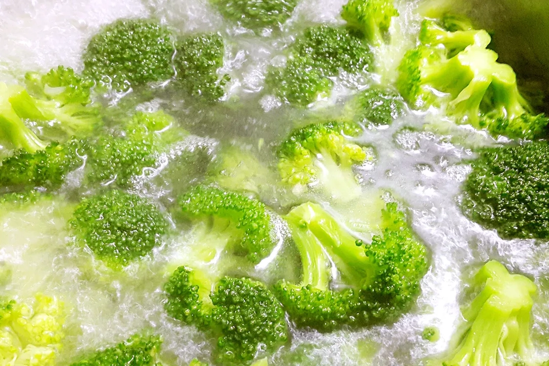 燙花椰菜做法 燙花椰菜做法