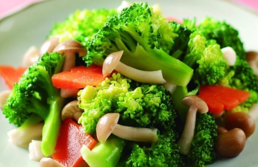 花椰菜炒什麼